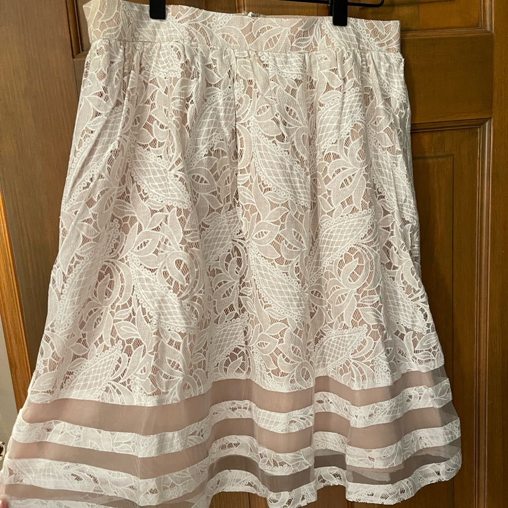 Lace cream skirt. Beautiful detail